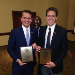 Left, current State Chairman of PR TARS, Alexander González appears with the Outstanding TAR Club in the Nation award presented to Puerto Rico TARS. Right, José E. Muñiz Gómez, former PR TARS Chairman appears with the Outstanding TAR in the Nation award.